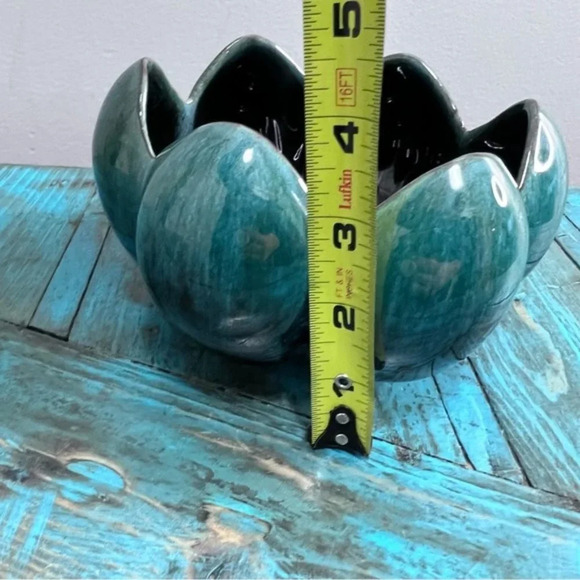 Vintage Blue Mountain Pottery Green Drip Glaze Lotus Bowl Planter - Picture 7 of 8